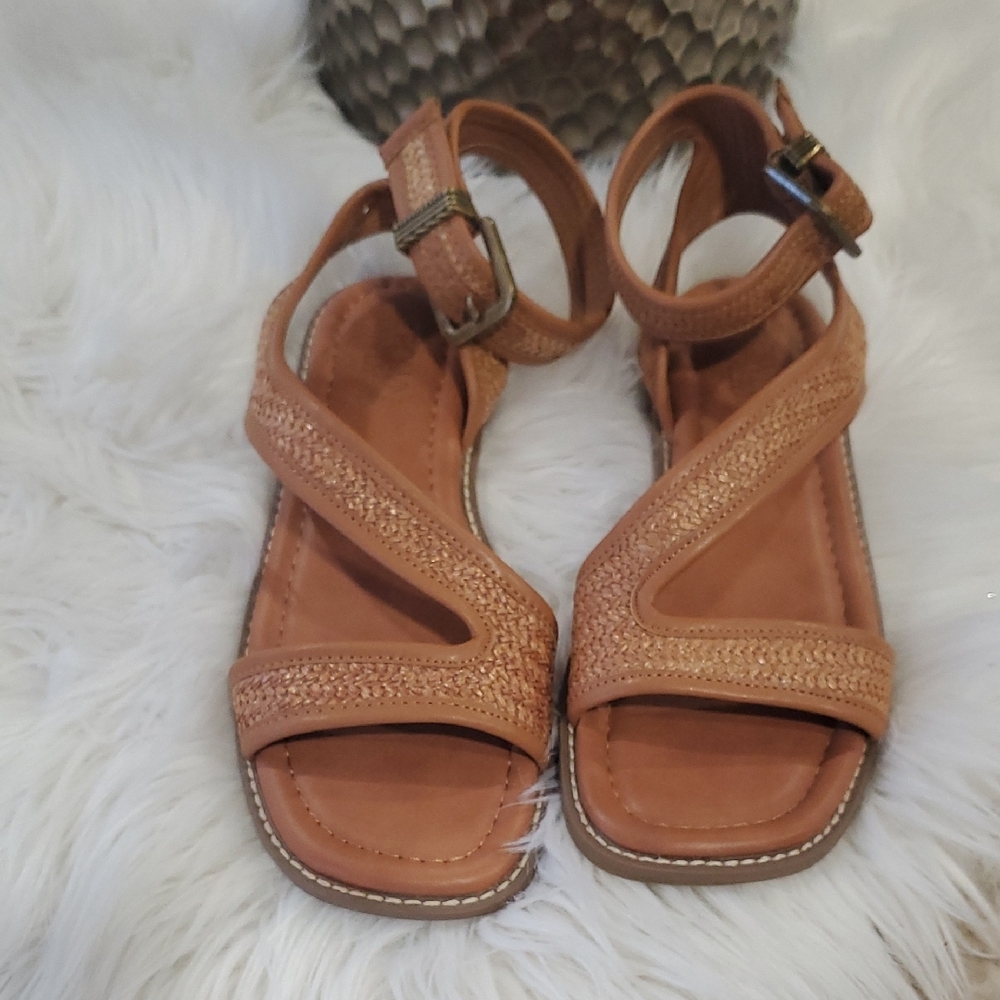 Crown Vintage Tan Sandals with Braided Straps - Picture 14 of 16